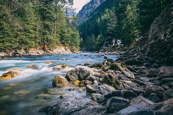 Taxi in Kasol Near Me – Trusted Drivers, AC Cabs, Best Price Booking