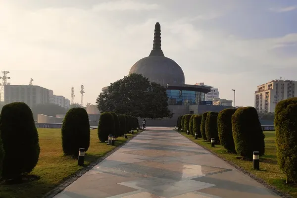 Taxi Service in Patna @ ₹9/km | Local & Outstation Cabs – SoloCabs